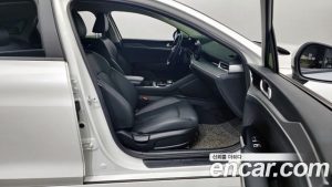 Kia K5 2.0 2020 года из Южной Кореи