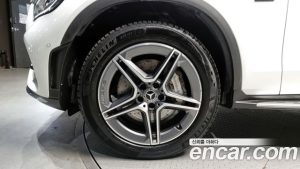 Mercedes-Benz GLC-Class GLC300e 4MATIC Coupe 2021 года из Южной Кореи