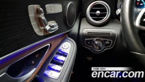 Mercedes-Benz GLC-Class GLC300e 4MATIC Coupe 2021 года из Южной Кореи