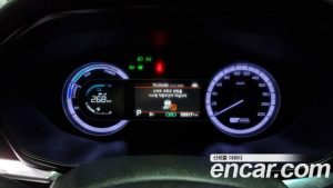 Kia Niro 1.6 HEV 2021 года из Южной Кореи