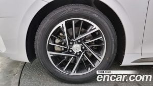 Hyundai Grandeur 2.5 2022 года из Южной Кореи