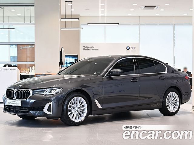 BMW 5-Series 530e Luxury 2021 года из Кореи