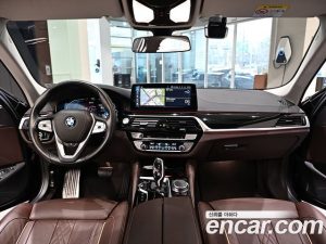 BMW 5-Series 530e Luxury 2021 года из Южной Кореи