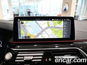 BMW 5-Series 530e Luxury 2021 года из Южной Кореи