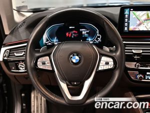 BMW 5-Series 530e Luxury 2021 года из Южной Кореи