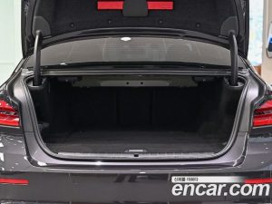 BMW 5-Series 530e Luxury 2021 года из Южной Кореи