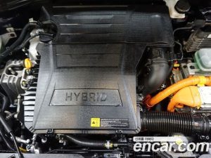 Kia Niro 1.6 HEV 2020 года из Южной Кореи