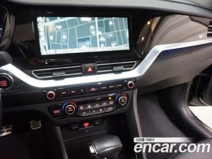 Kia Niro 1.6 HEV 2020 года из Южной Кореи
