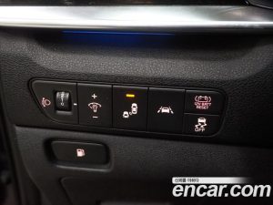 Kia Niro 1.6 HEV 2020 года из Южной Кореи