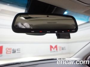 Kia Niro 1.6 HEV 2020 года из Южной Кореи