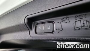 Ford Explorer 2.3 Limited 4WD 2020 года из Южной Кореи