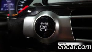Kia Seltos Дизель 1.6 4WD 2020 года из Южной Кореи