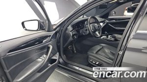 BMW 5-Series 520d M Sport Plus 2020 года из Южной Кореи