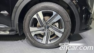 Kia Sorento HEV 1.6 2WD 2021 года из Южной Кореи