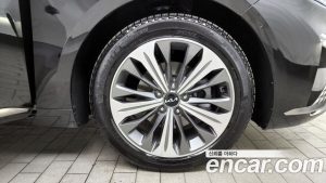Kia K8 Signature Special 2023 года из Южной Кореи
