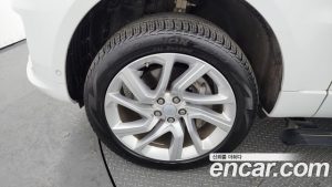 Land Rover Range Rover Sport P360 HSE Dynamic 2020 года из Южной Кореи