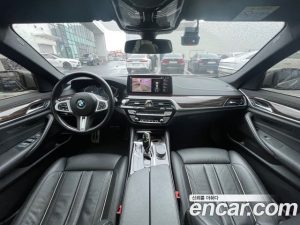 BMW 5-Series 520i M Sport 2021 года из Южной Кореи
