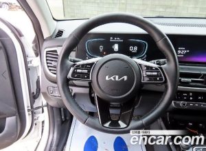 Kia Seltos Бензин 2.0 2WD 2024 года из Южной Кореи