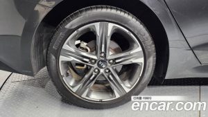 Kia K5 2.0 2020 года из Южной Кореи