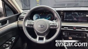 Kia K5 2.0 2020 года из Южной Кореи