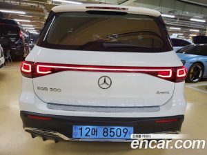 Mercedes-Benz EQB EQB300 4MATIC 2023 года из Южной Кореи