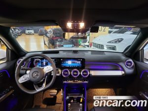 Mercedes-Benz EQB EQB300 4MATIC 2023 года из Южной Кореи