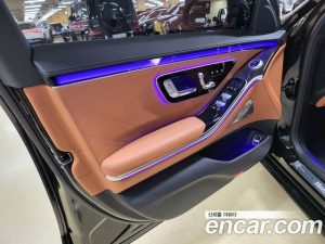 Mercedes-Benz S-Class S580L 4MATIC 2023 года из Южной Кореи