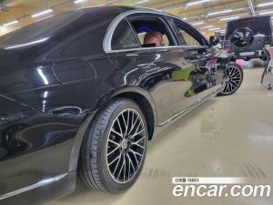 Mercedes-Benz S-Class S580L 4MATIC 2023 года из Южной Кореи