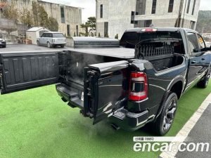 Dodge Ram Pick Up 5.7 2021 года из Южной Кореи