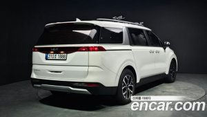 Kia Carnival 9-Seater Prestige 2022 года из Южной Кореи