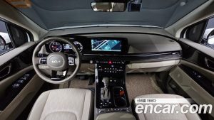 Kia Carnival 9-Seater Prestige 2022 года из Южной Кореи