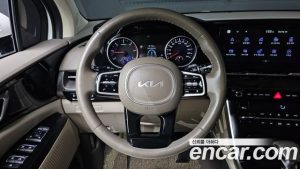 Kia Carnival 9-Seater Prestige 2022 года из Южной Кореи