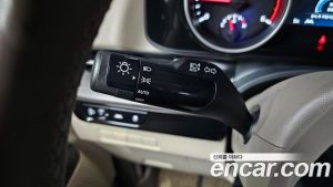 Kia Carnival 9-Seater Prestige 2022 года из Южной Кореи