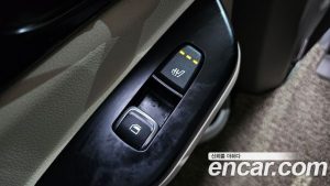 Kia Carnival 9-Seater Prestige 2022 года из Южной Кореи