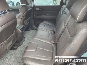 Hyundai Palisade Бензин 3.8 2WD 2023 года из Южной Кореи