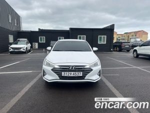 Hyundai AVANTE 1.6 2020 года из Южной Кореи