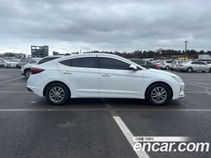 Hyundai AVANTE 1.6 2020 года из Южной Кореи