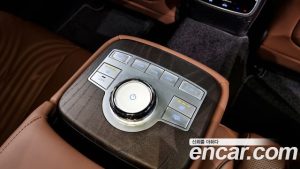 Genesis G80 Бензин 2.5 Turbo AWD 2024 года из Южной Кореи