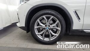 BMW X4 xDrive20i xLine 2021 года из Южной Кореи