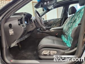 Lexus LS 3.5 SUPREME AWD 2023 года из Южной Кореи