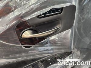 Lexus LS 3.5 SUPREME AWD 2023 года из Южной Кореи