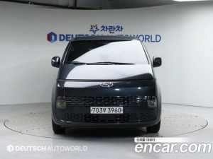 Hyundai Staria Tourer 11-Seater 2022 года из Южной Кореи