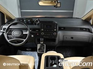 Hyundai Staria Tourer 11-Seater 2022 года из Южной Кореи