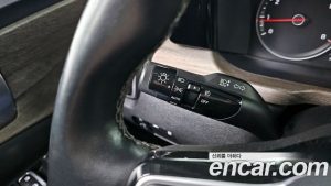 Kia Sorento Бензин 2.5T 2WD 2021 года из Южной Кореи