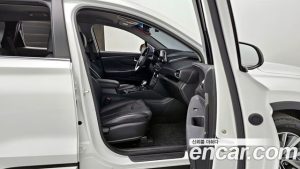 Hyundai Santafe Дизель 2.0 2WD 2020 года из Южной Кореи