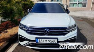 Volkswagen Tiguan 2.0 TSI Prestige 2023 года из Южной Кореи