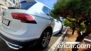 Volkswagen Tiguan 2.0 TSI Prestige 2023 года из Южной Кореи