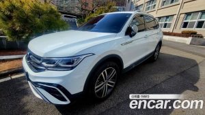 Volkswagen Tiguan 2.0 TSI Prestige 2023 года из Южной Кореи