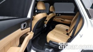 Kia Sorento HEV 1.6 2WD 2021 года из Южной Кореи
