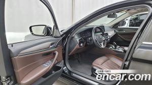 BMW 5-Series 530i Luxury Plus 2020 года из Южной Кореи